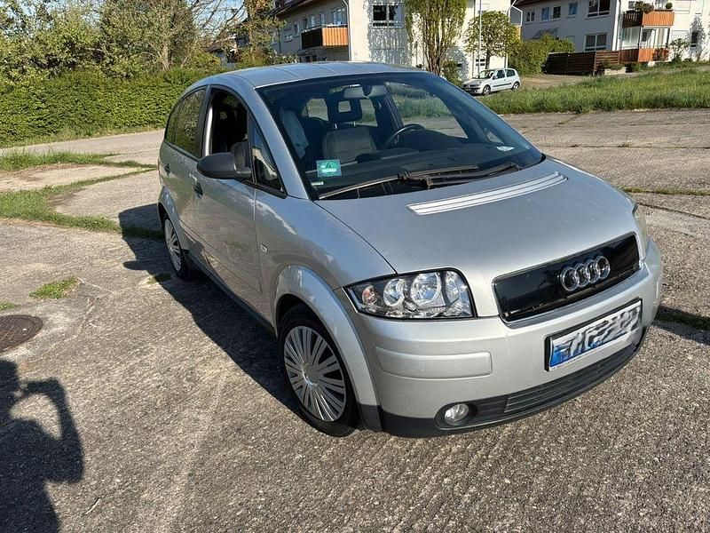 Silber Gebraucht 2009 Audi A2 Kleinwagen | 3.500 € (Fairer Preis) - Bild 1/4