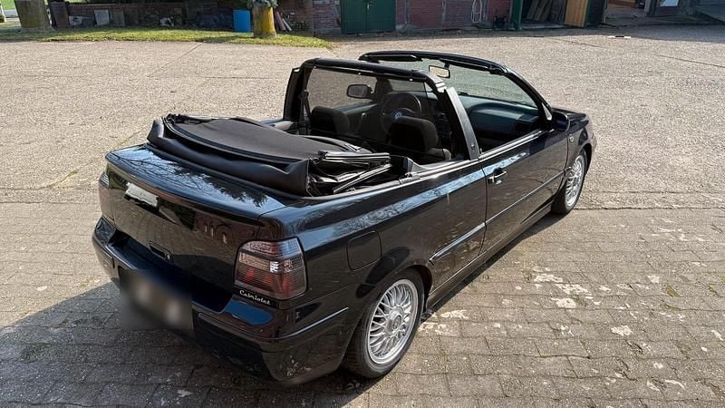 Gebraucht VW Golf Cabriolet 115 PS (84 kW) 1999 Schwarz Cabrio