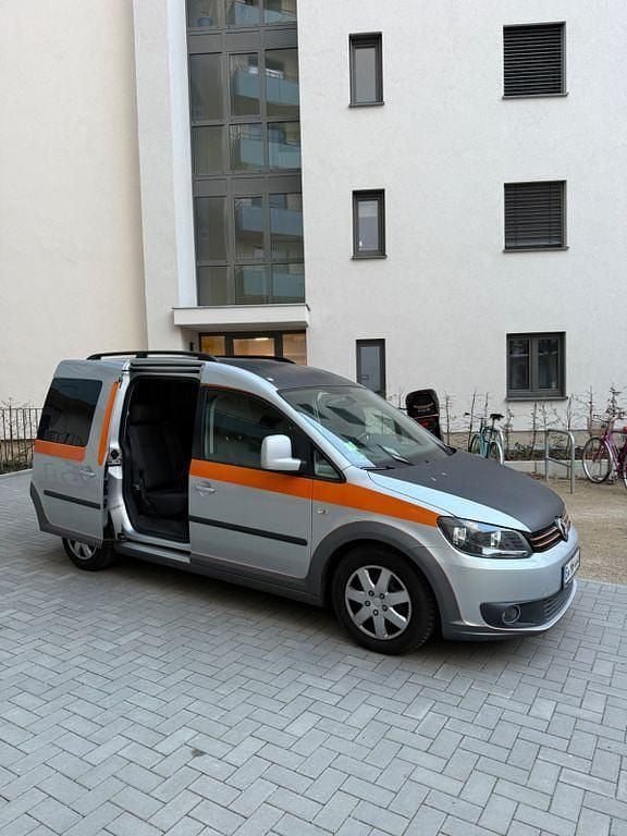 Gebraucht VW Caddy 102 PS (75 kW) 2013 Silber Van / Kleinbus