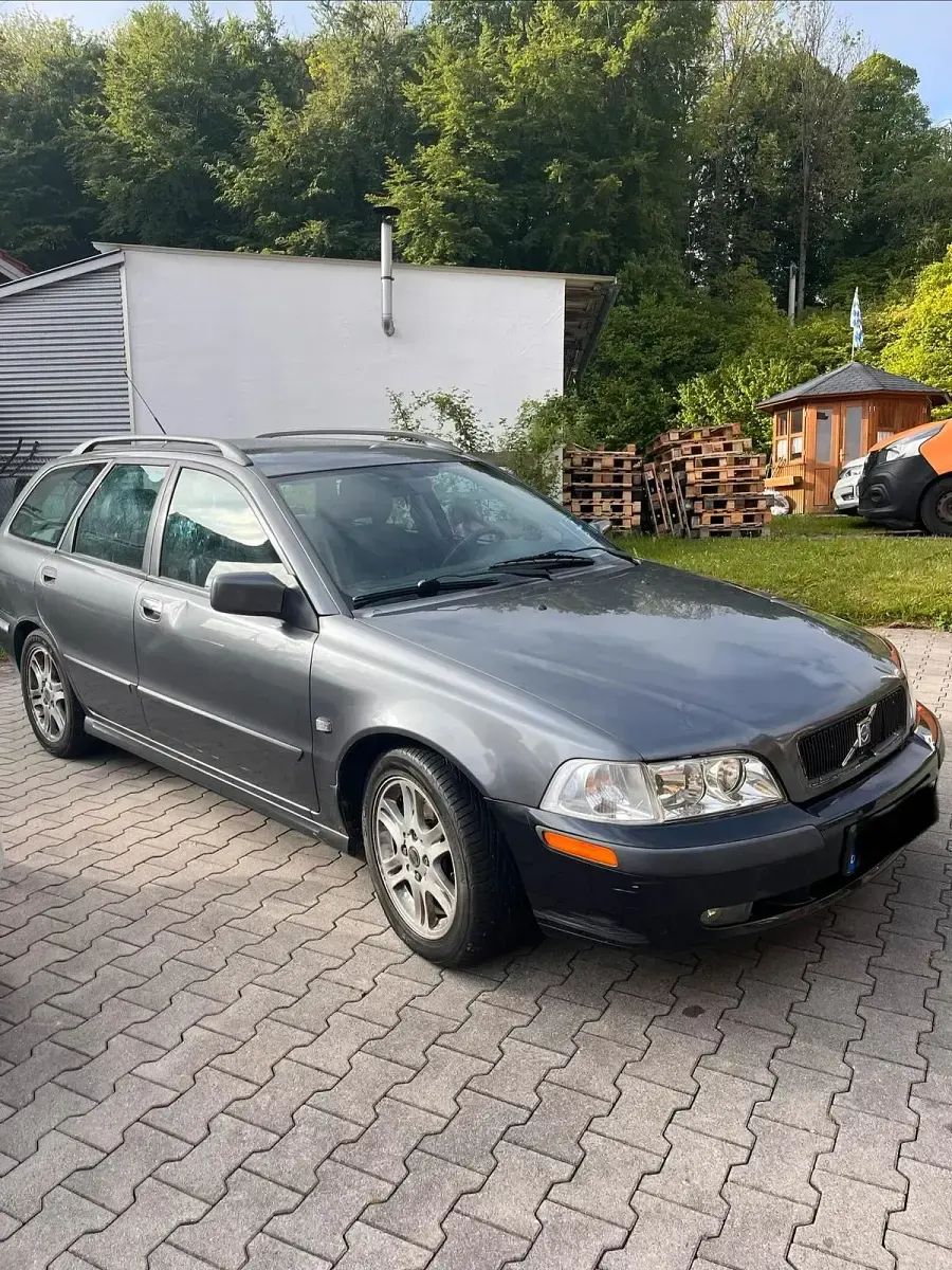 Gebraucht Volvo V40 100 PS (73 kW) 2001 Kombi