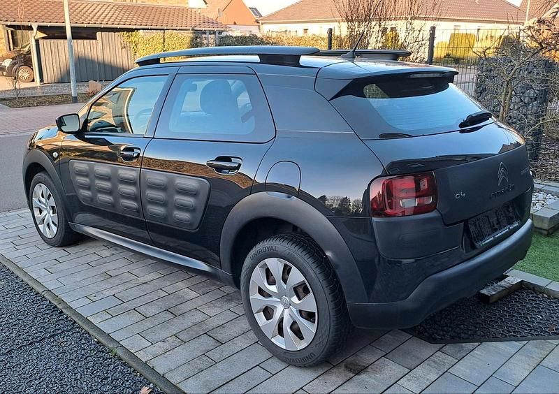 Gebraucht Citroën C4 92 PS (67 kW) 2015 Schwarz SUV