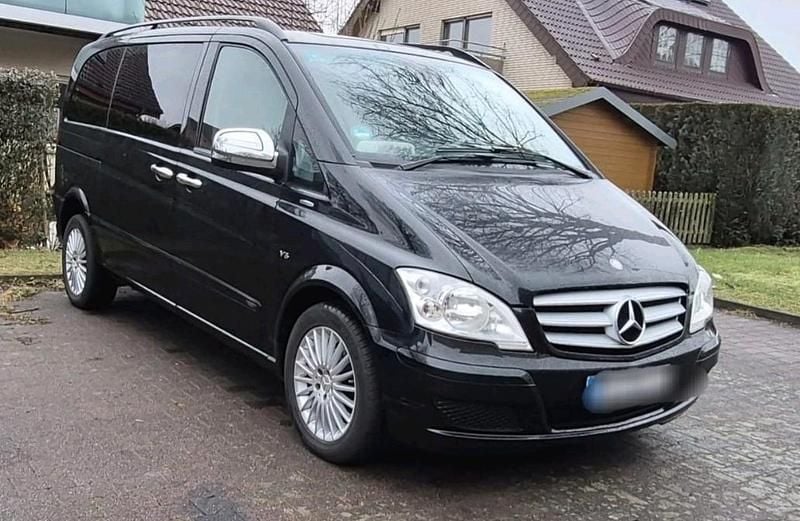 Gebraucht Mercedes Viano 224 PS (164 kW) 2010 Schwarz Van / Kleinbus