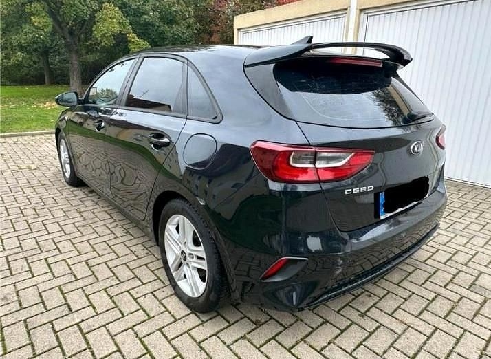 Gebraucht Kia Ceed 101 PS (74 kW) 2020 Schwarz Kleinwagen