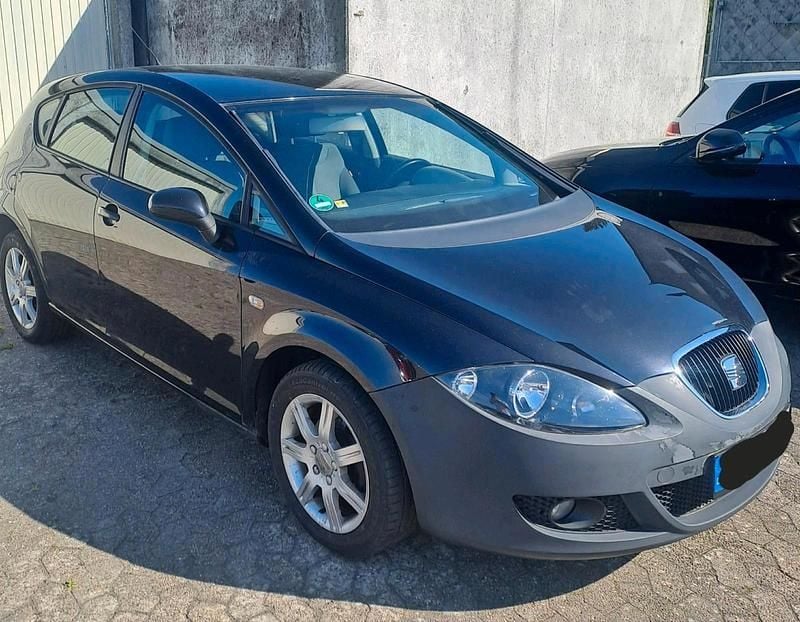 Second-hand Seat Leon 102 CP (75 kW) 2007 Negru Hatchback