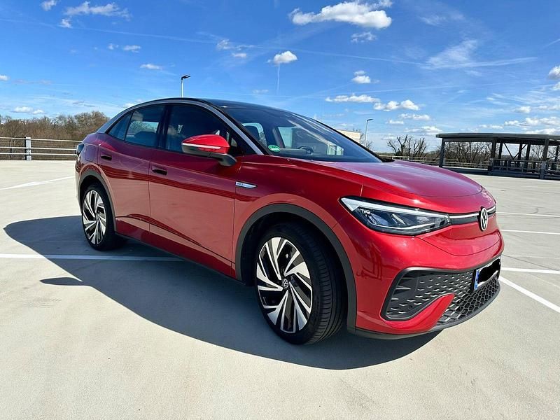Gebraucht VW ID.5 Pro Performance 150 kW (204 PS) 2023 Rot SUV