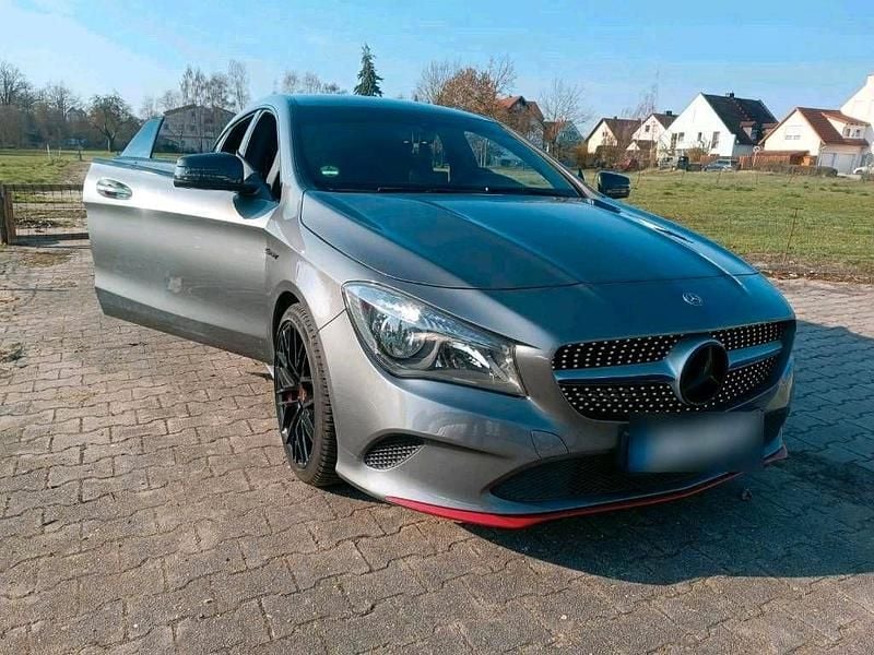 Gebraucht Mercedes CLA180 122 PS (89 kW) 2018 Grau Limousine