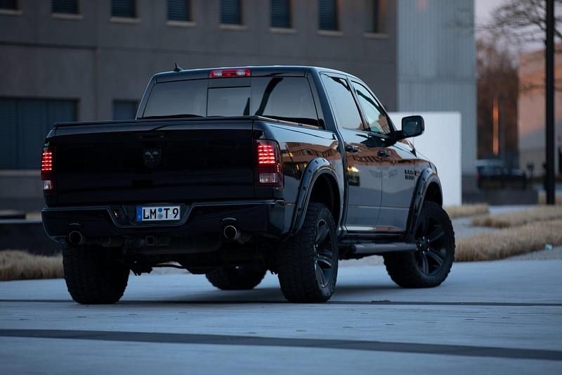 Gebraucht RAM 1500 401 PS (294 kW) 2014 Schwarz Pickup