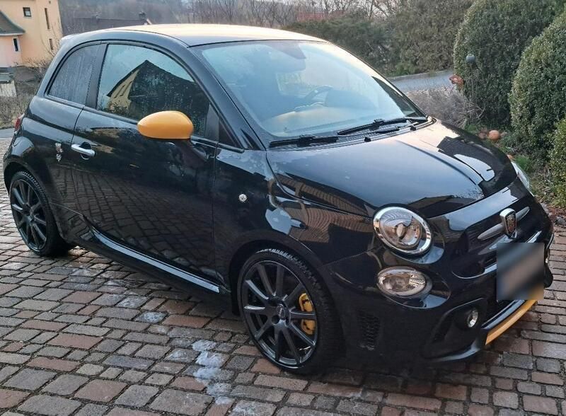Schwarz Gebraucht 2018 Abarth 595 Pista Kleinwagen | 13.000 € (Fairer Preis) - Bild 1/4