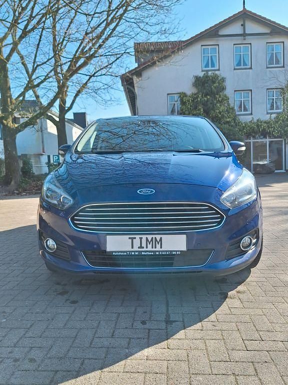 Gebraucht Ford S-MAX Titanium 179 PS (131 kW) 2016 Blau Van / Kleinbus