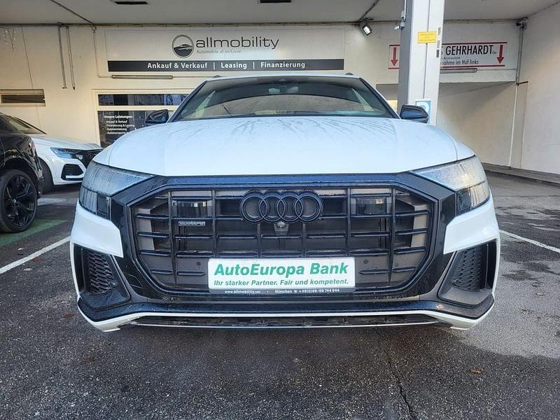 Gebraucht Audi Q8 S-Line 286 PS (210 kW) 2022 Weiß SUV