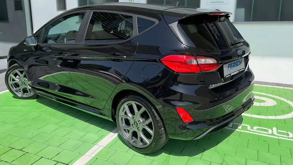 Gebraucht Ford Fiesta ST-Line 101 PS (74 kW) 2023 Obsidianschwarz Kleinwagen