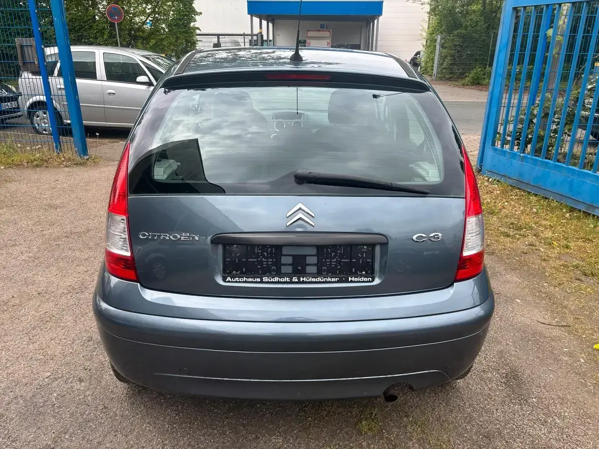 Gebraucht Citroën C3 68 PS (50 kW) 2007 Blau Limousine