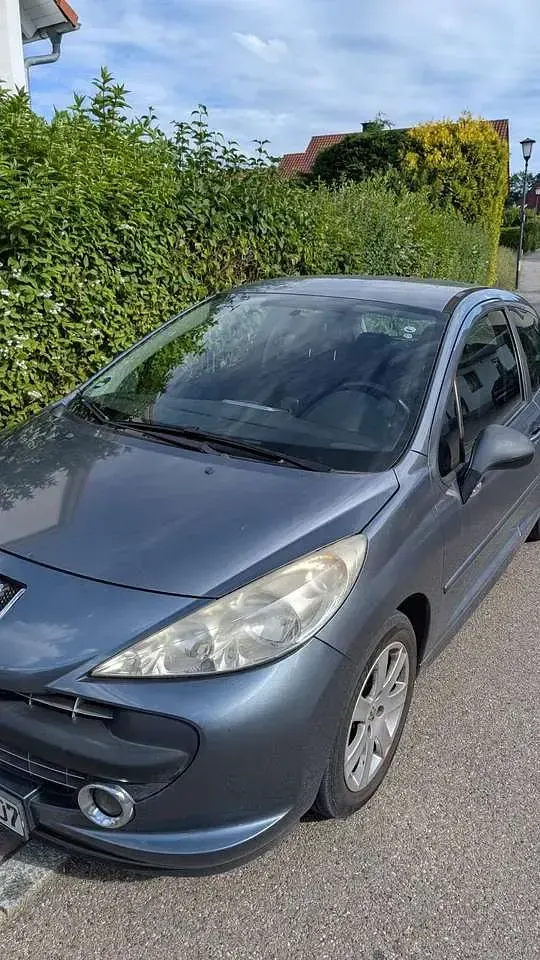 Gebraucht Peugeot 207 120 PS (88 kW) 2007 Grau Limousine