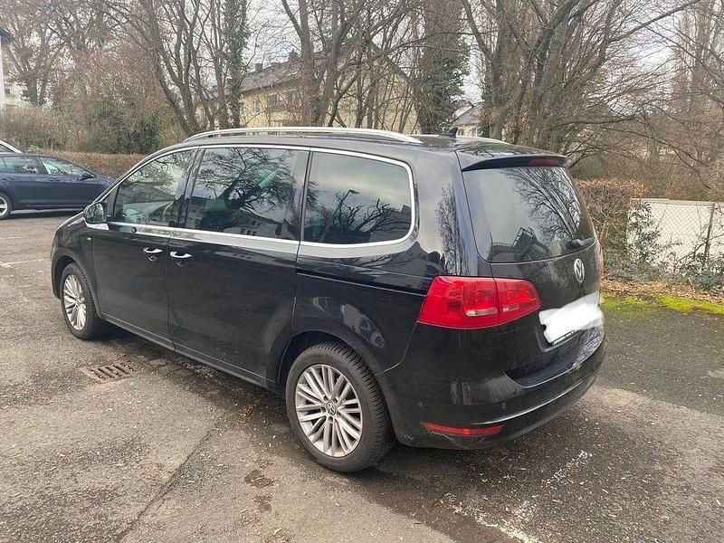 Gebraucht VW Sharan Comfortline 140 PS (102 kW) 2014 Schwarz Van / Kleinbus