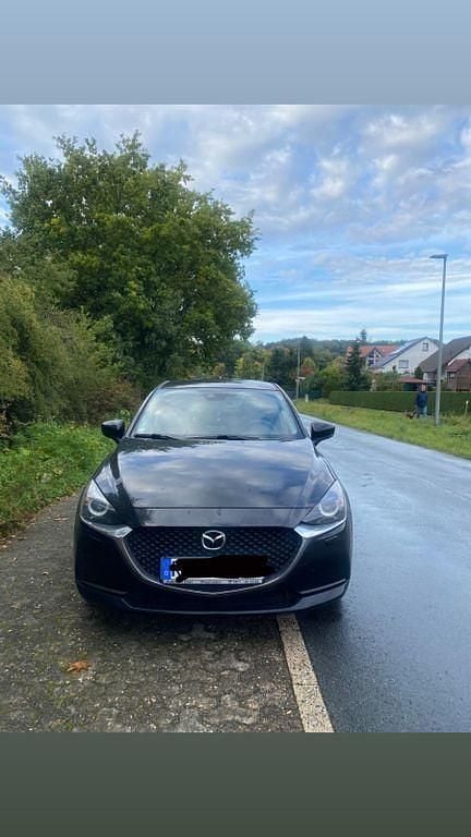 Schwarz Gebraucht 2021 Mazda 2 Kizoku Limousine | 11.500 € (Fairer Preis) - Bild 1/4