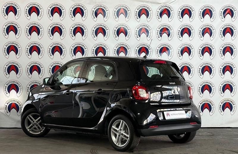 Gebraucht Smart ForFour Electric Drive 60 kW (82 PS) 2021 Schwarz Limousine