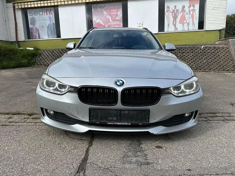 Silber Gebraucht 2013 BMW 320 Kombi | 5.950 € (Guter Preis) - Bild 1/4