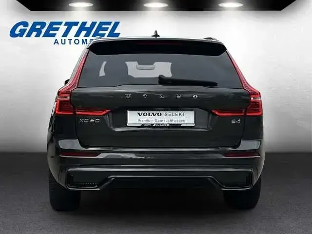 Gebraucht Volvo XC60 145 PS (106 kW) 2023 SUV