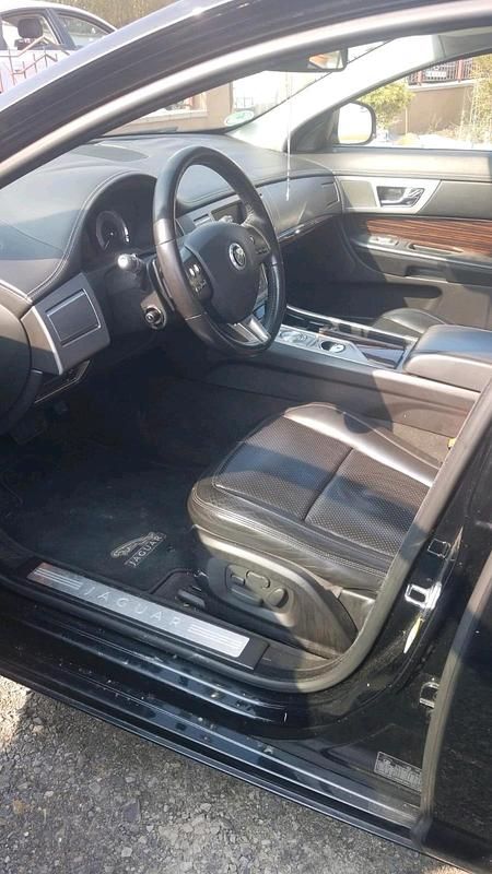 Gebraucht Jaguar XF 275 PS (202 kW) 2010 Schwarz Limousine