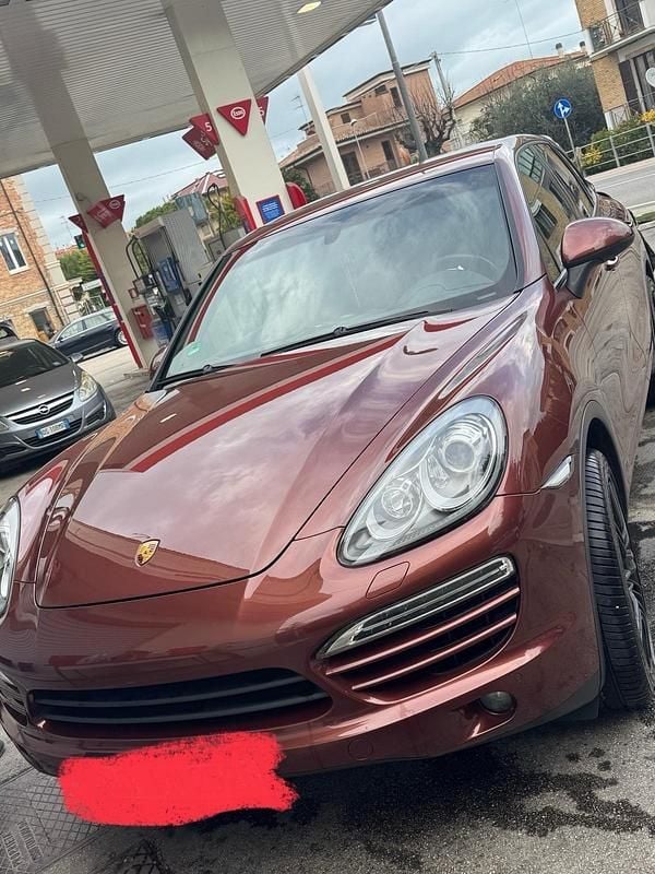 Gebraucht 2012 Porsche Cayenne SUV | 24.600 € (Etwas zu teuer) - Bild 1/4