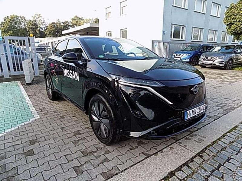 Gebraucht Nissan Ariya Evolve 160 kW (218 PS) 2023 Pearl black perleffekt SUV