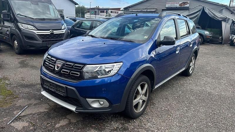 Blau Gebraucht 2020 Dacia Logan MCV Stepway Kombi | 6.900 € (Etwas zu teuer) - Bild 1/4