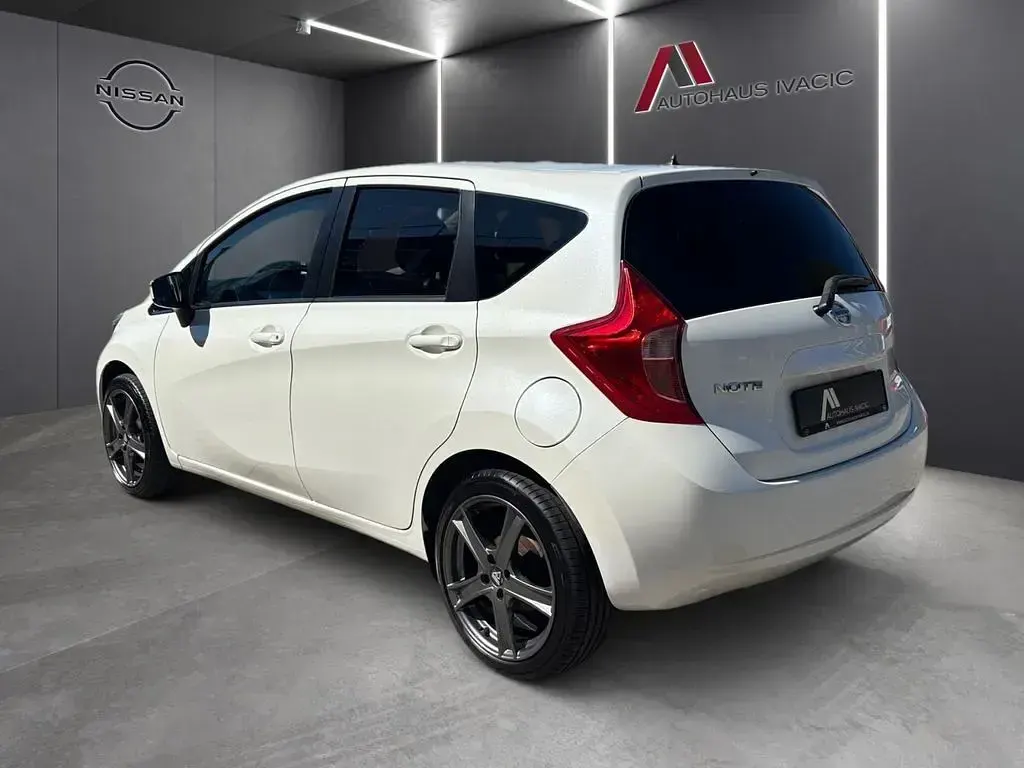 Gebraucht Nissan Note Acenta 98 PS (72 kW) 2016 Weiß Kleinwagen