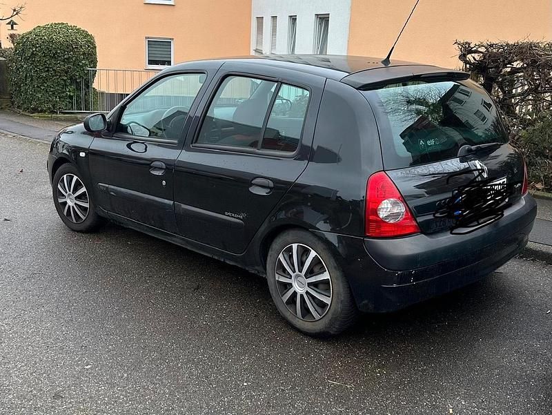 Gebraucht Renault Clio II 75 PS (55 kW) 2003 Schwarz Kleinwagen