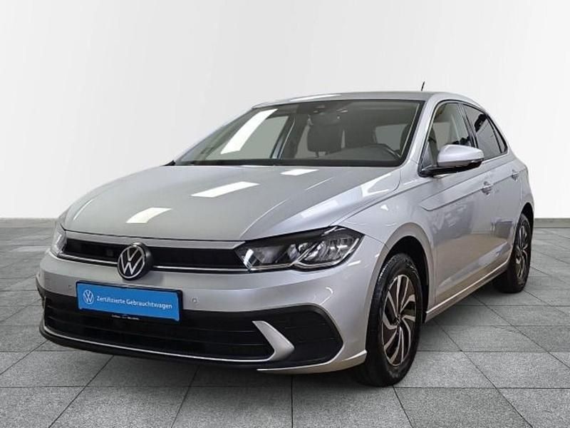 Gebraucht VW Polo Life 95 PS (69 kW) 2023 Silber Kleinwagen