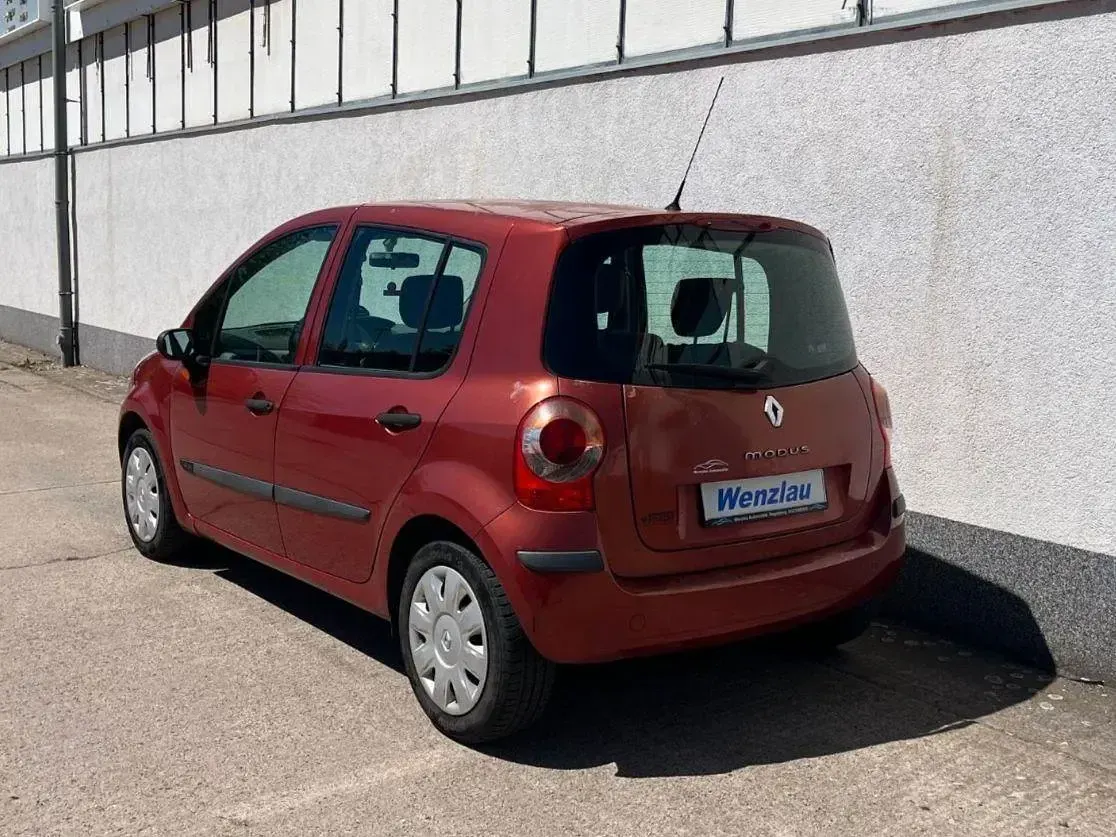 Gebraucht Renault Modus 88 PS (64 kW) 2006 Rot Van / Kleinbus