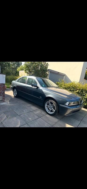 Gebraucht BMW 530 231 PS (169 kW) 2002 Grau Limousine