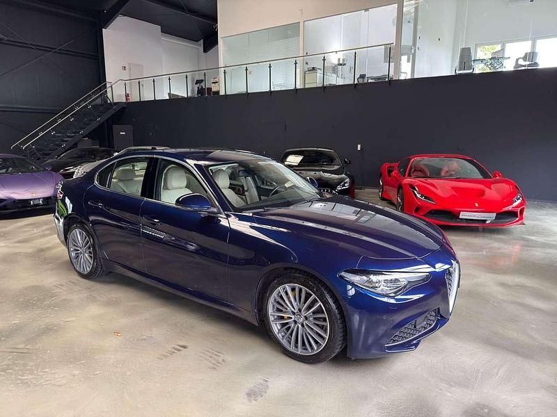 Gebraucht Alfa Romeo Giulia Lusso 179 PS (131 kW) 2018 Deep blue Limousine