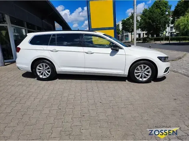 Gebraucht VW Passat Business 200 PS (147 kW) 2020 Weiss Kombi