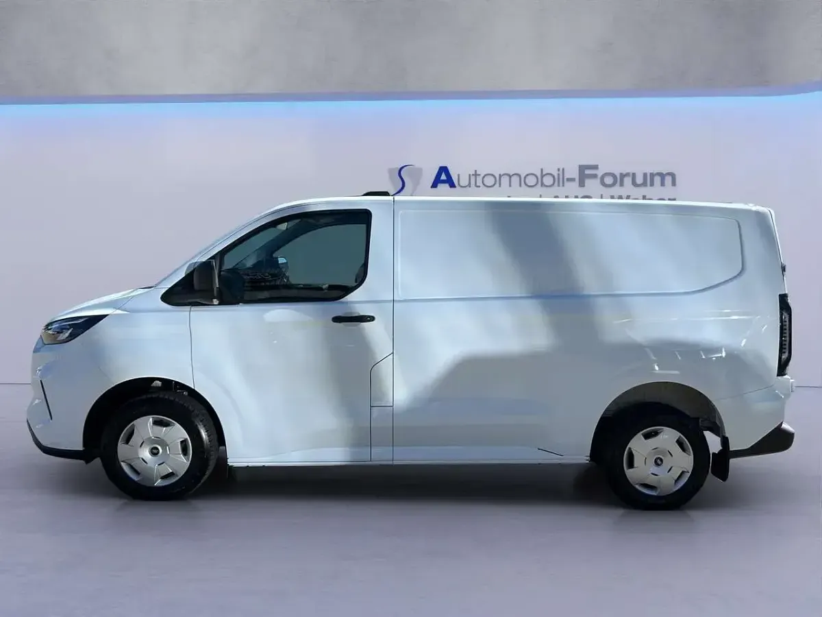 Gebraucht Ford Transit Custom S 136 PS (100 kW) 2024 Frostweiß Limousine