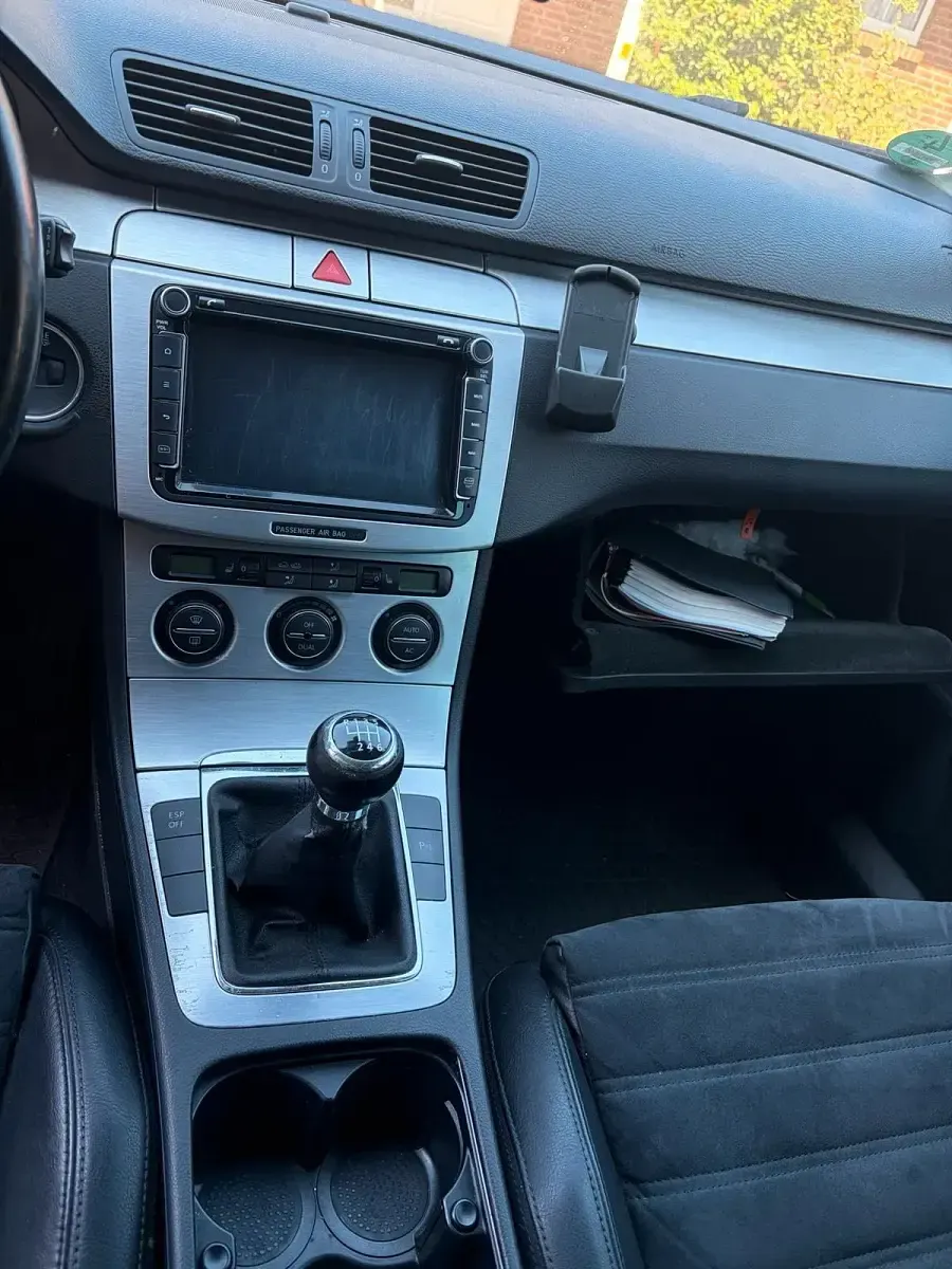 Gebraucht VW Passat 140 PS (102 kW) 2008 Silber Kombi