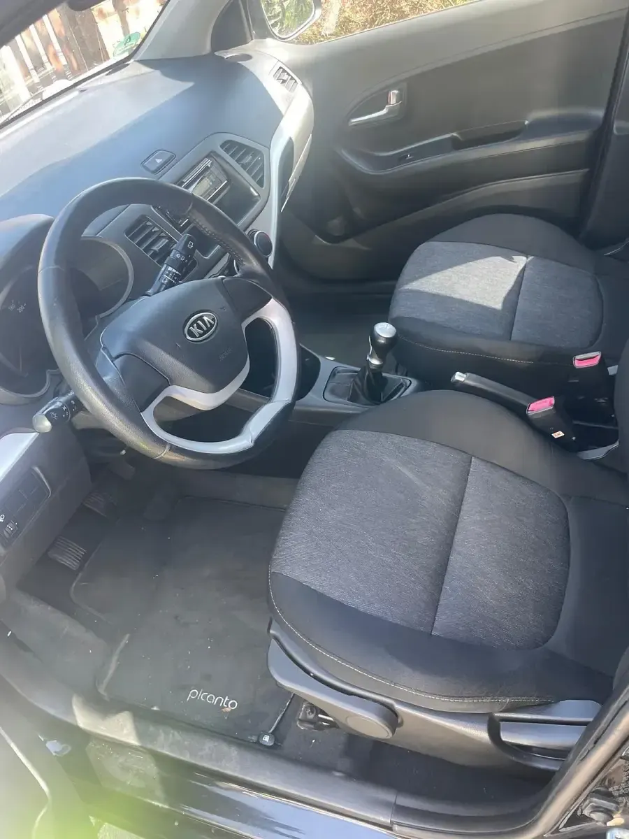 Gebraucht Kia Picanto 70 PS (51 kW) 2012 Schwarz Kleinwagen