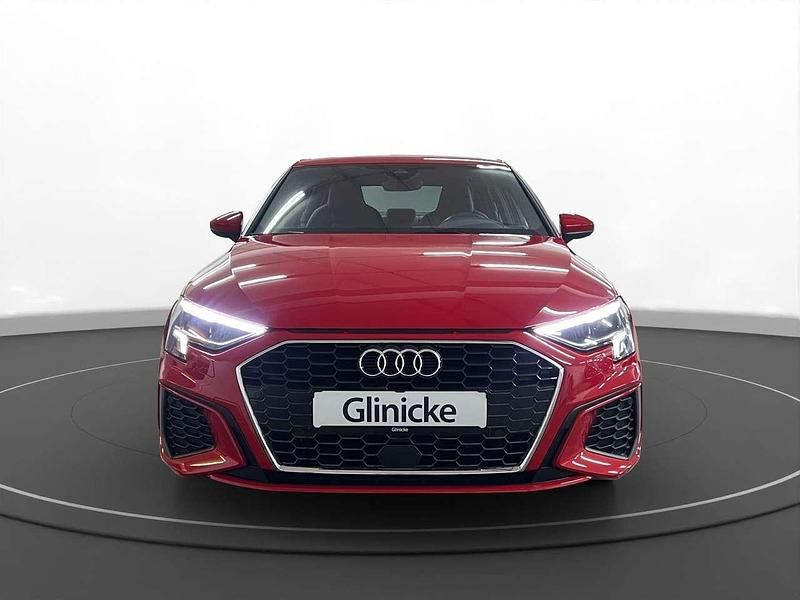 Gebraucht Audi A3 Design 150 PS (110 kW) 2021 Tangorot metallic Limousine