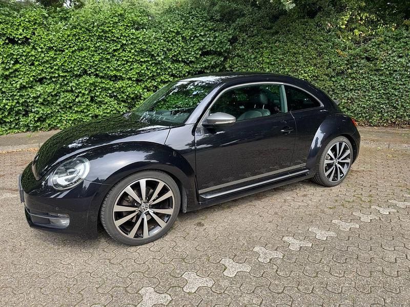 Schwarz Gebraucht 2013 VW Beetle Edition Limousine | 11.250 € (Fairer Preis) - Bild 1/4