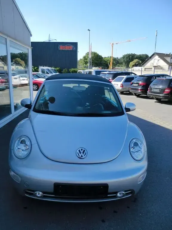 Gebraucht VW New Beetle Cabriolet 75 PS (55 kW) 2005 Silber Cabrio