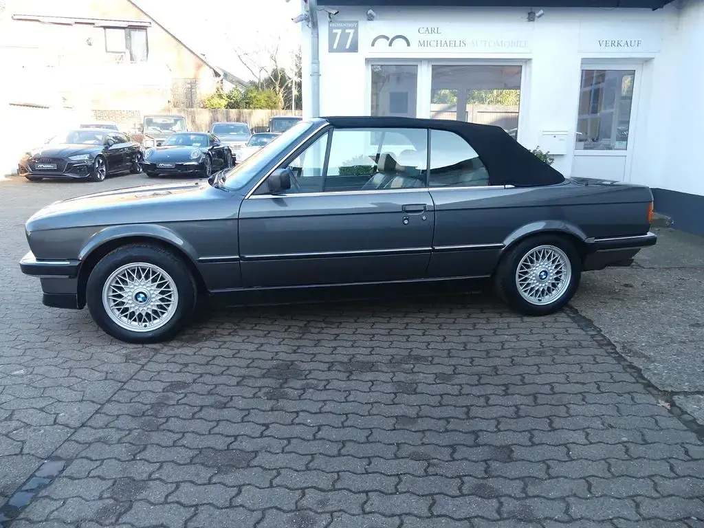 Gebraucht BMW 325 Sport Line 170 PS (125 kW) 1990 Grau Cabrio