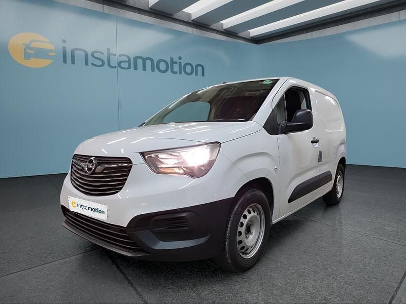 Weiß Gebraucht 2024 Opel Combo-e Life Limousine | 23.449 € (Guter Preis) - Bild 1/4
