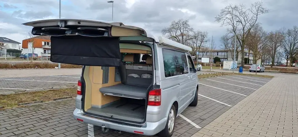 Gebraucht VW California California 174 PS (127 kW) 2005 Silber Van
