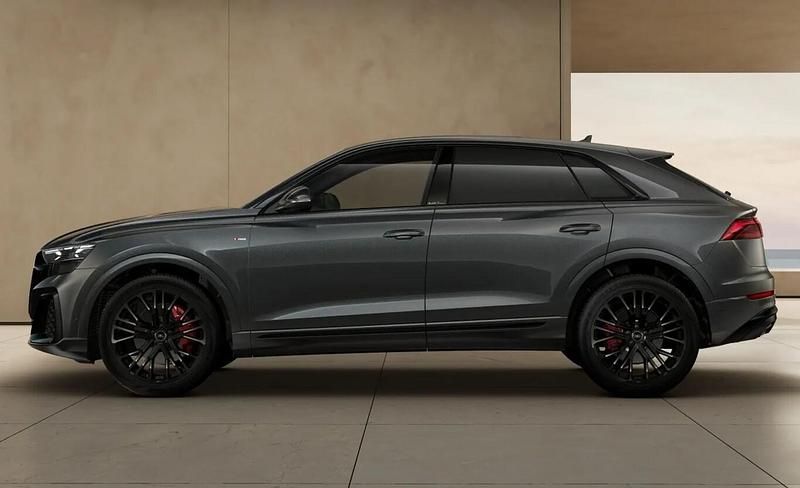 Neu Audi Q8 S-Line 286 PS (210 kW) 2025 Chilirot metallic SUV