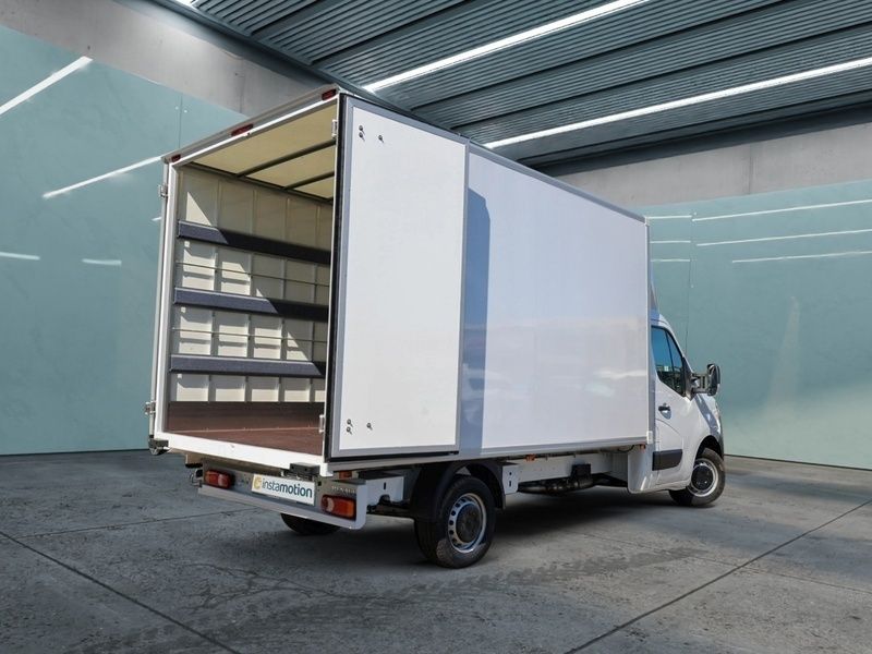 Weiß Gebraucht 2022 Renault Master Van | 46.073 € - Bild 1/3