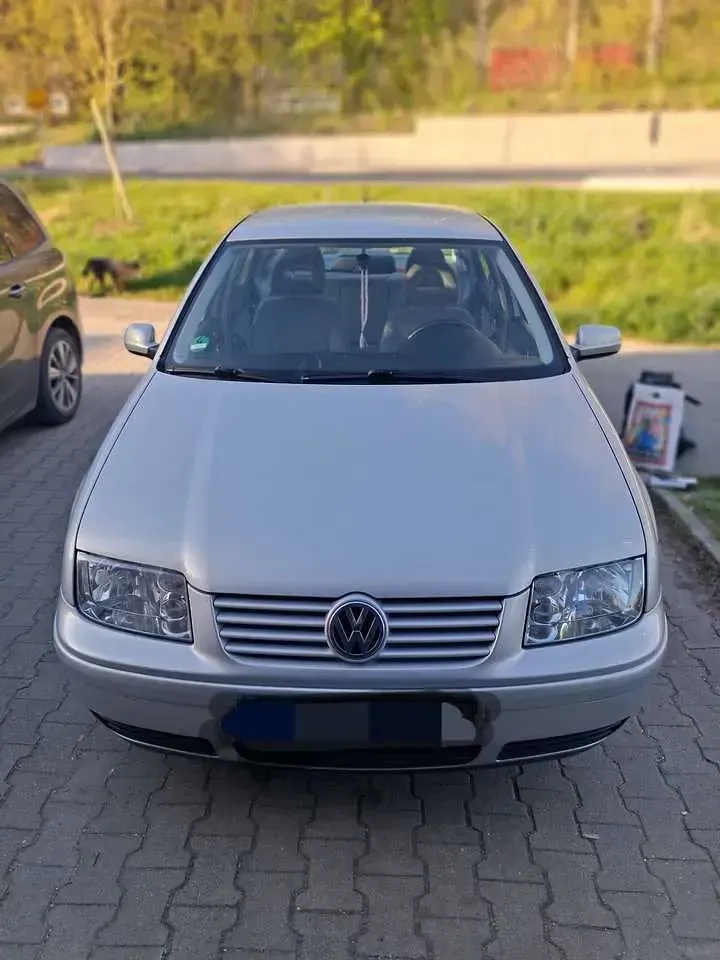 Gebraucht VW Bora 75 PS (55 kW) 2000 Silber Limousine