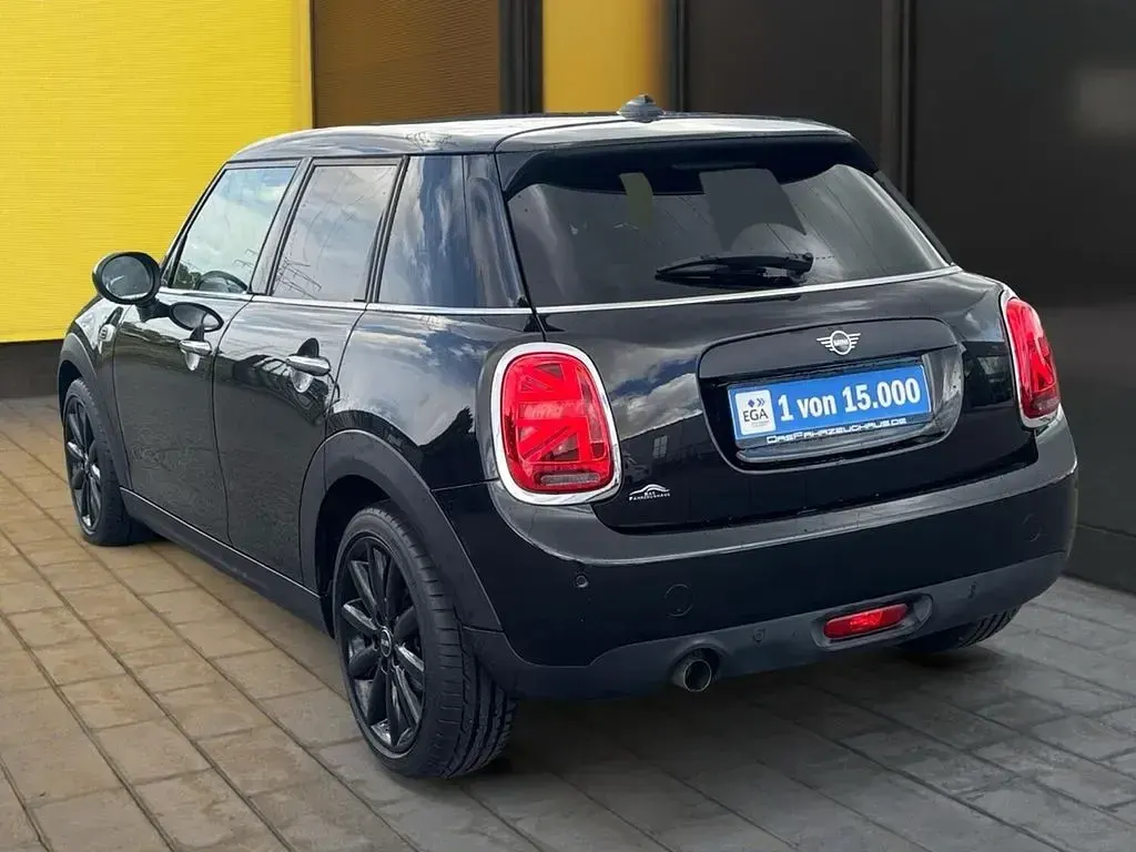 Occasion Mini ONE 102 PK (75 kW) 2019 Zwart Hatchback
