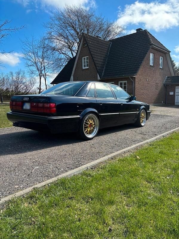 Gebraucht Audi V8 250 PS (183 kW) 1992 Blau Limousine