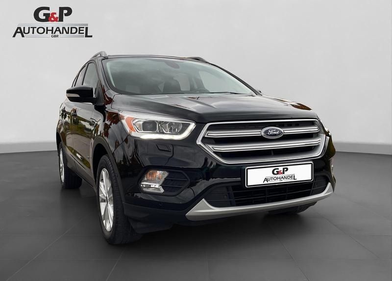 Iridiumschwarzmetallic Gebraucht 2017 Ford Kuga Titanium SUV | 12.999 € (Fairer Preis) - Bild 1/4