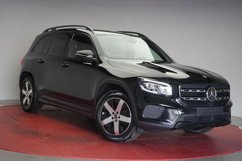 Schwarz Gebraucht 2023 Mercedes GLB220 Progressive SUV | 30.490 € (Guter Preis) - Bild 1/4