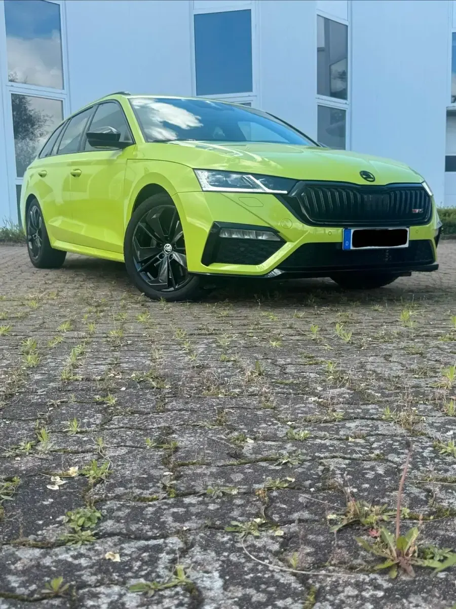 Gebraucht Skoda Octavia RS 245 PS (180 kW) 2024 Grün Kombi